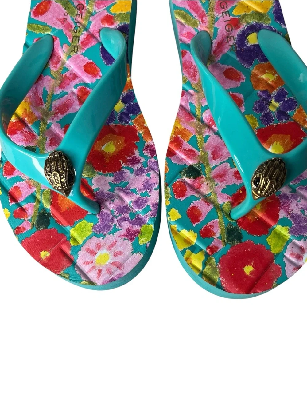 Kurt Geiger London Kensington Eagle Head Quilted Floral Flip-Flop Sz 6